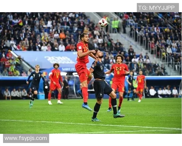 球星怒吼足球热血澎湃点燃绿茵场激情对决瞬间